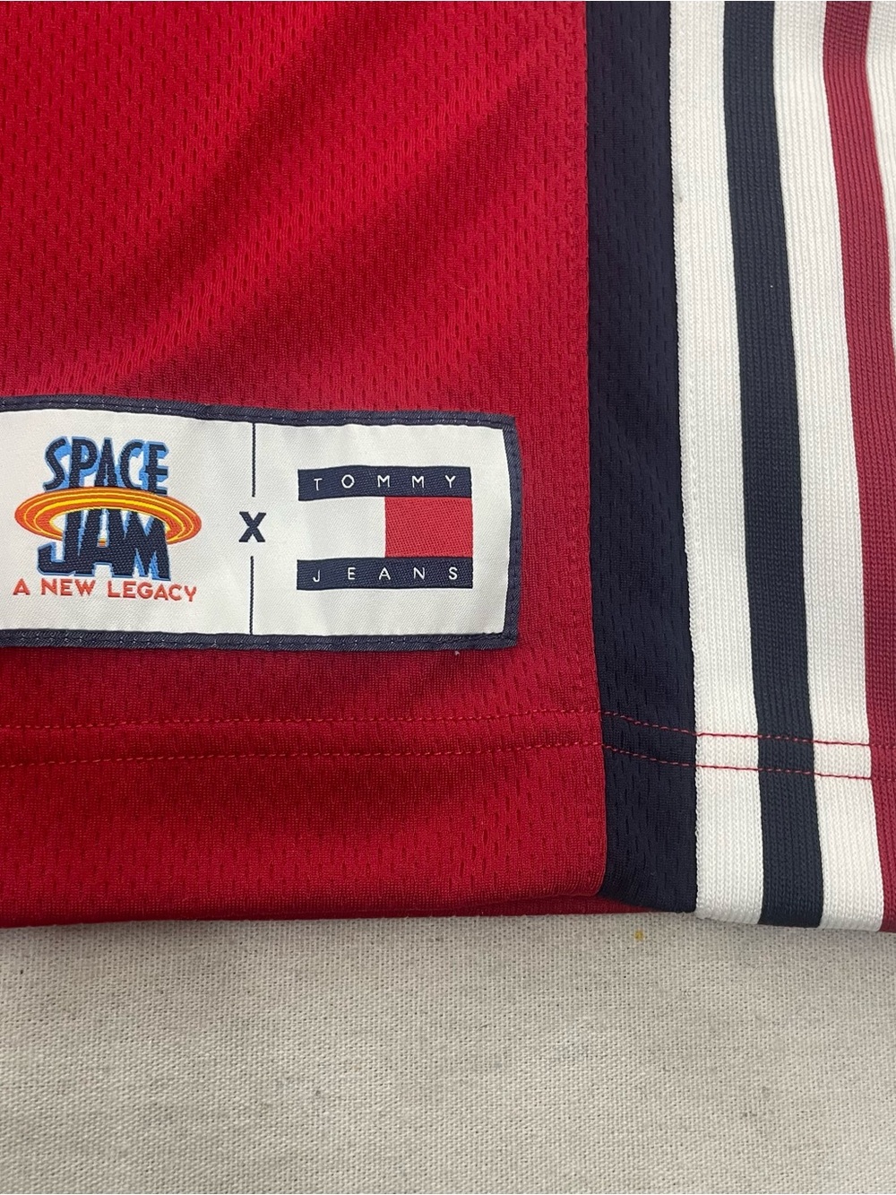 Tommy Hilfiger Jeans Bball Jersey x Space Jam A New Legacy Looney Tunes XXL 2XL - Picture 10 of 12